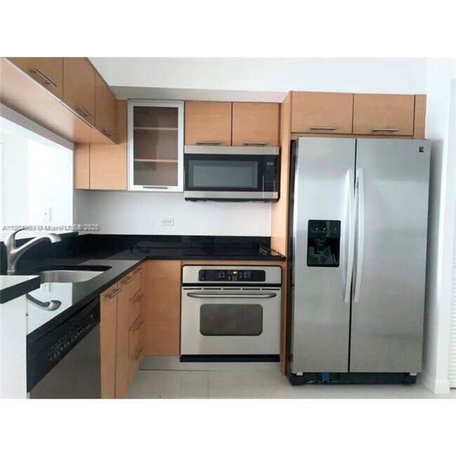 Photo - 31 SE 5th St