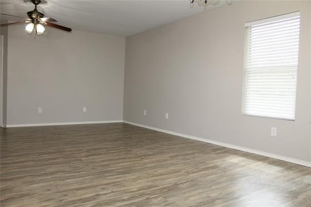 Photo - 1321 Red River Ln