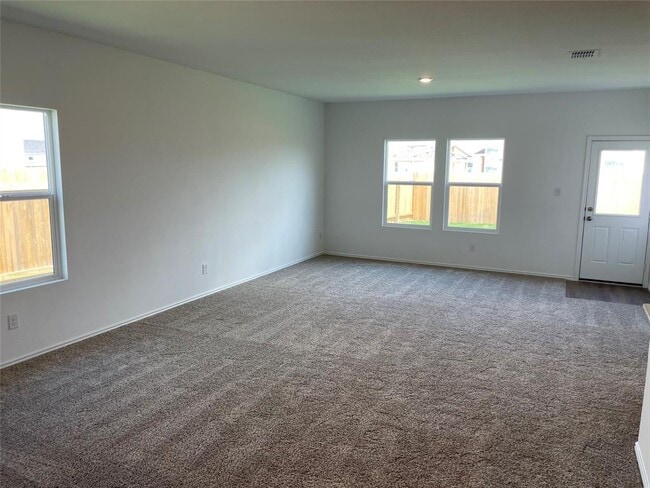 Photo - 428 Halfmoon Dr