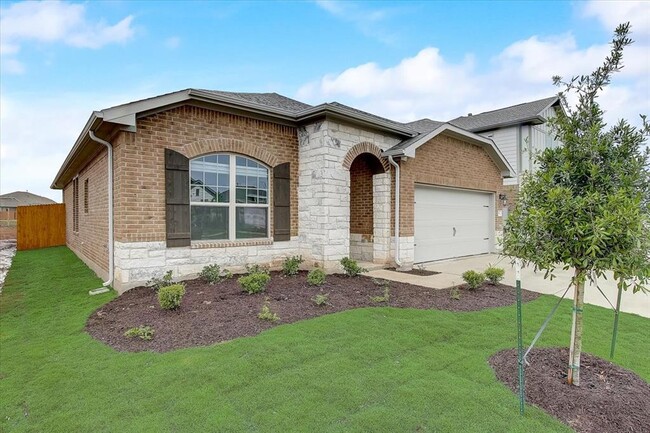 Photo - 108 Peruvian Ln