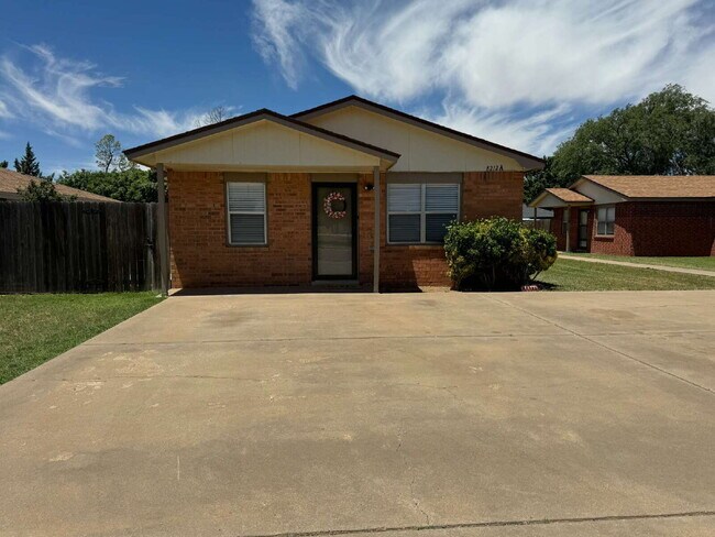 Well Maintained 2 bedroom 1 bath