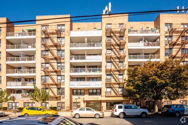 Photo - 611 Banner Ave