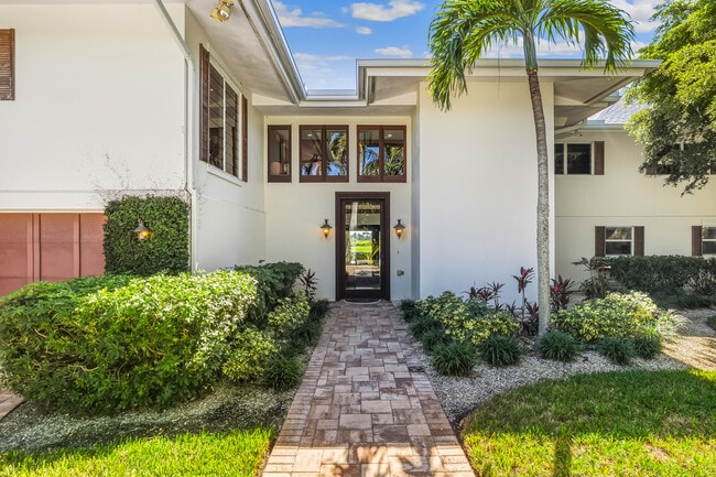 Photo - 1600 Treasure Ln