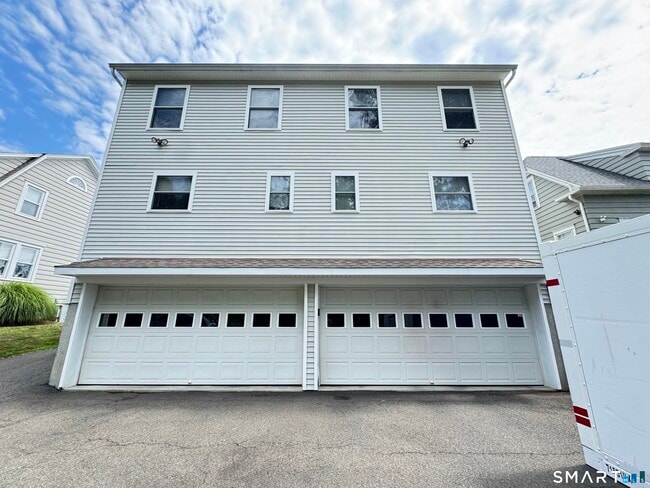 Photo - 17 Glenwood Ave Unit A