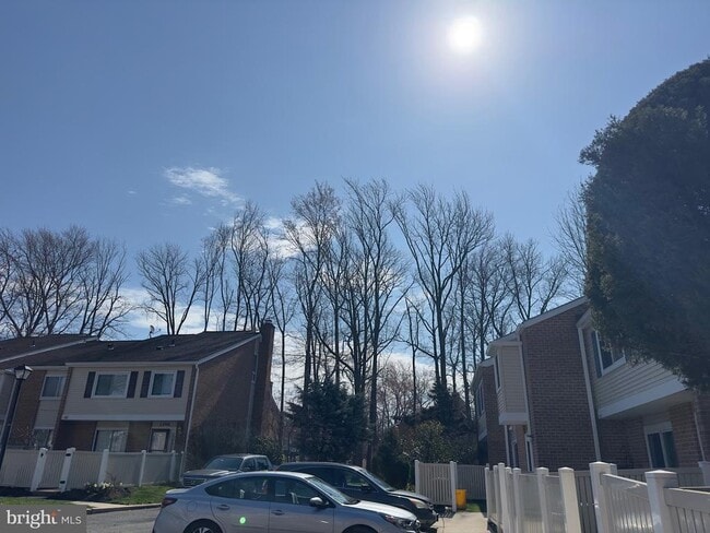 Photo - 1017 Oaklyn Ct