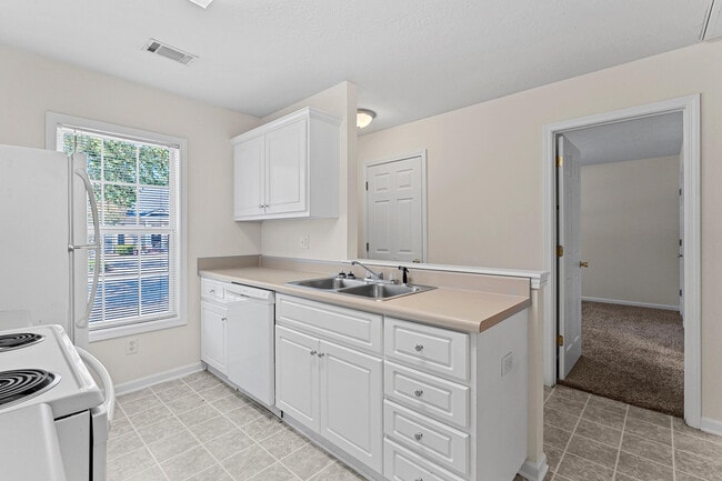 Photo - 2218 Bridgeton Rd
