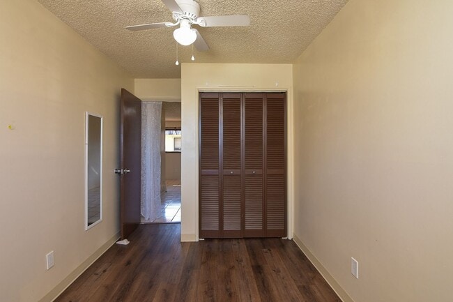 Photo - 2 Bed / 1 Bath Apartment in Salt Lake – Great Location!