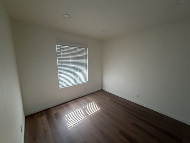 Photo - 8235 La Riviera Dr