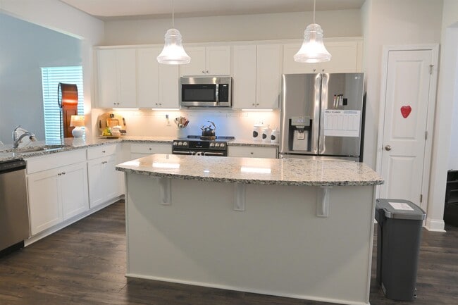 Photo - 2464 Campton Lp