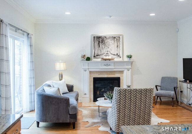 Photo - 175 Alvin St