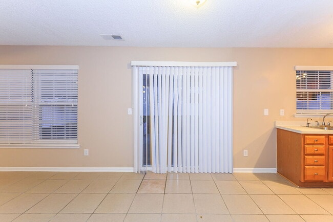 Photo - 15239 Pangborn Pl