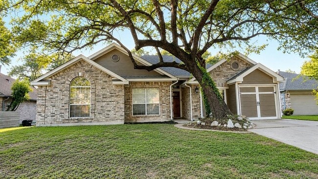 Building Photo - 306 N Mt Rushmore Dr