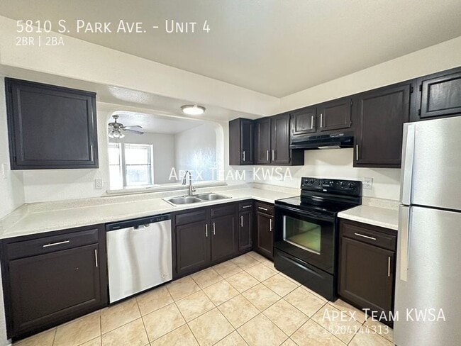 5810 S Park Ave Unit 4