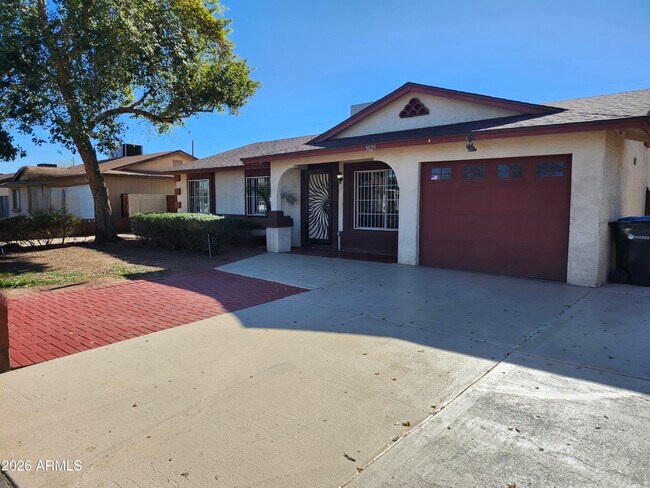 Photo - 5025 W Vernon Ave