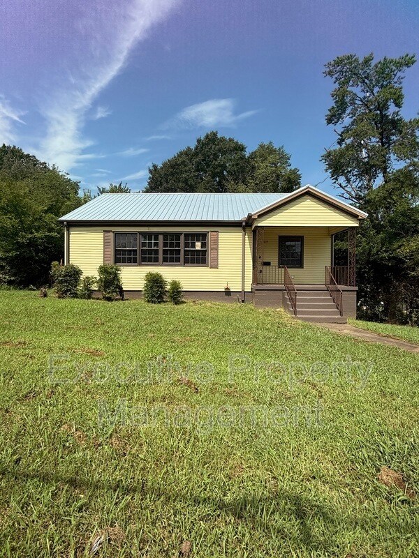 Photo - 1212 Mims St SW