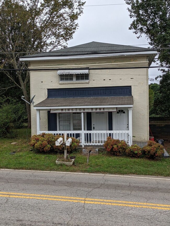 Building Photo - 2271 Mann Rd - Unit 2 Rental