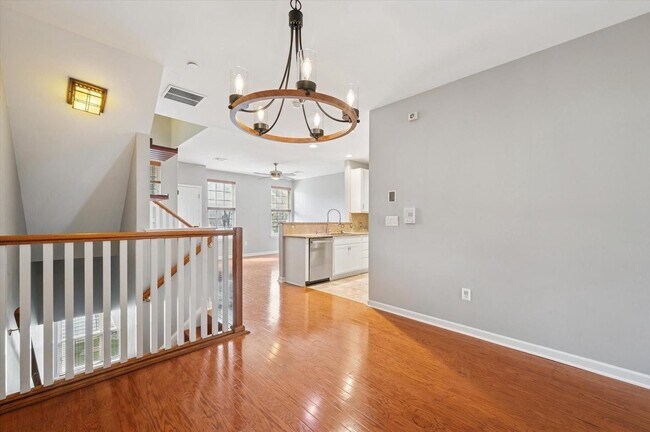 Photo - 7 Brewerytown Ct