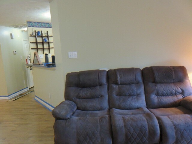 Photo - 12129 La Salle Br