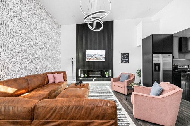 Building Photo - 337 Sanders St Unit ID1303754P Rental