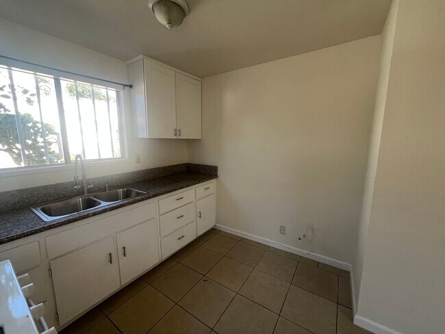 Photo - 8020 Bright Ave Unit 8022