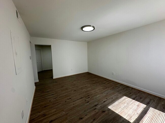 3517 Briel St Unidad 15