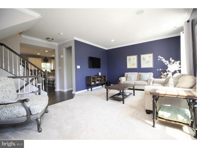 33 Wallace Rd