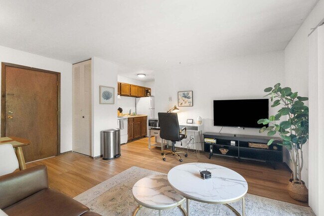 Photo - 2601 University Ave Unit ID1377394P