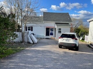 Photo - 89 Gough Ave