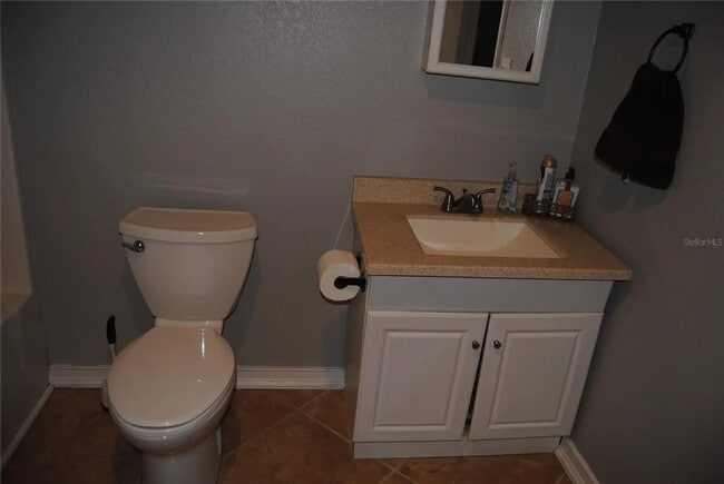 7706 Shoupe Rd Unit Rm 2