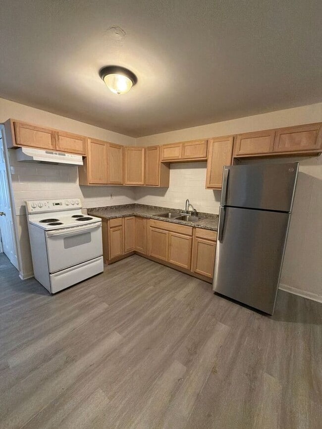 Photo - T.R. Lawing Realty Property