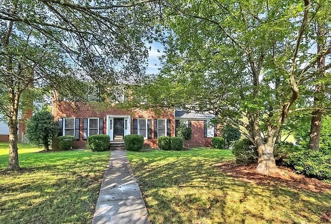 Building Photo - Well Maintained 4BD/2.5BA Home in the Cheshunt Community!