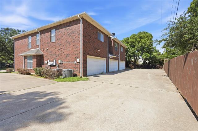 Photo - 121 Wildwood Ct