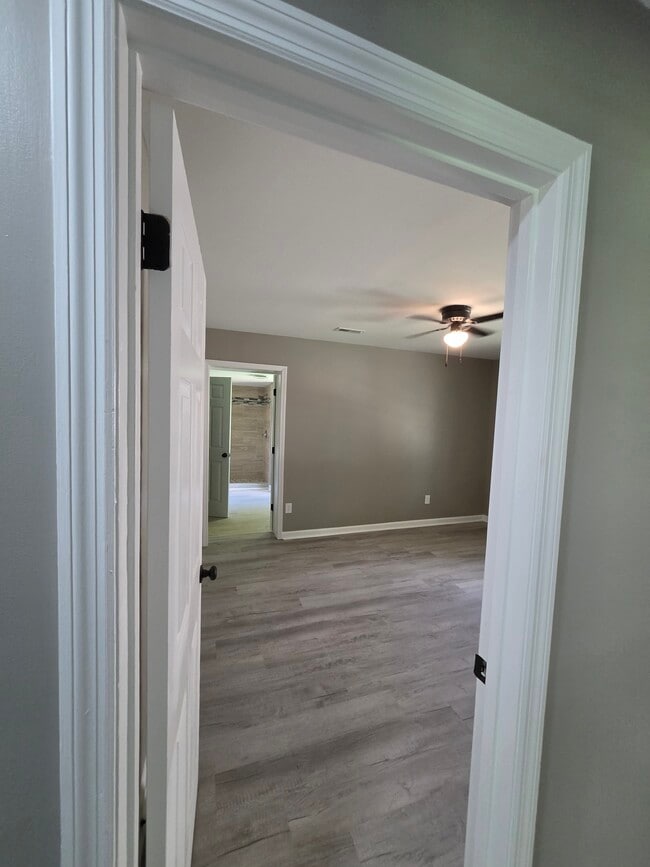 Photo - 2412 Springhill Rd