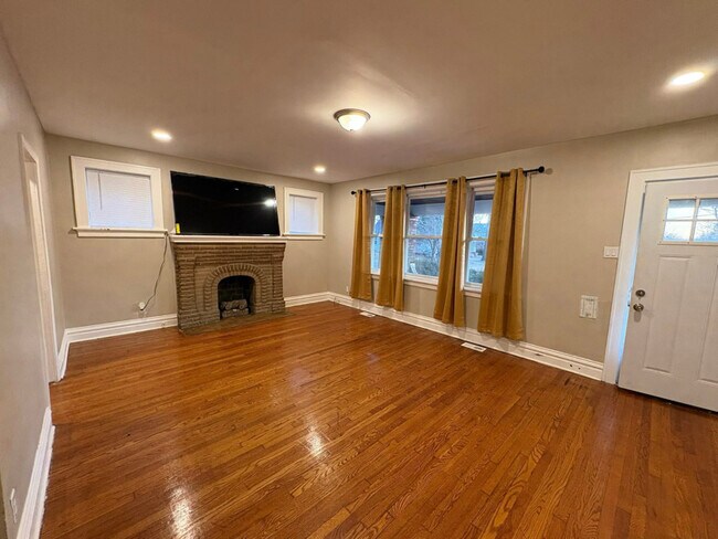 Photo - 1637 McLaran Ave Unidad 1st Floor