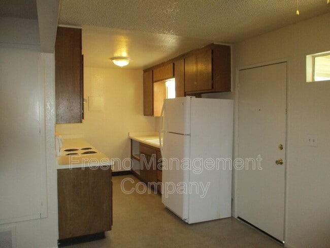 Photo - 815 S Demaree St Unit "Mission Villas Townhomes"