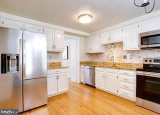 Photo - 8931 Park Forest Dr