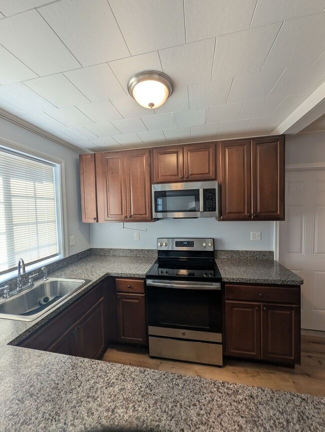 Photo - 311 N Main St Unit 1F