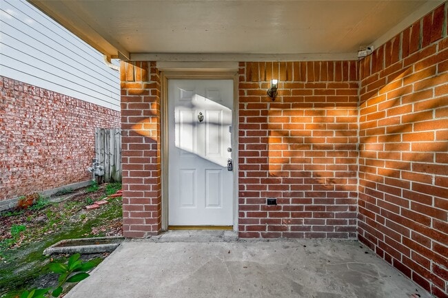 Photo - 16318 N Glade Dr