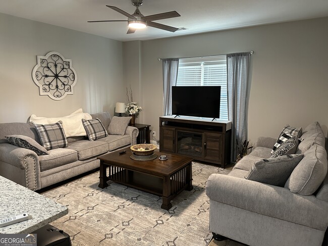 Photo - 88 Old Vineyard Wy