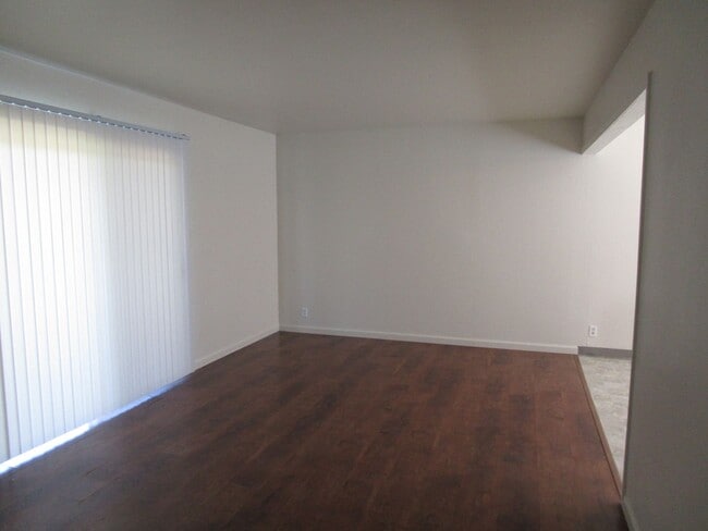 Photo - 124 San Carlos Ct