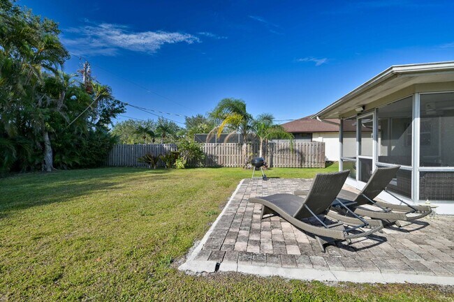 Photo - ** Charming Villa in Bonita Springs ~ Completely Renovated ~ Furnished ~ 1 Car Garage **