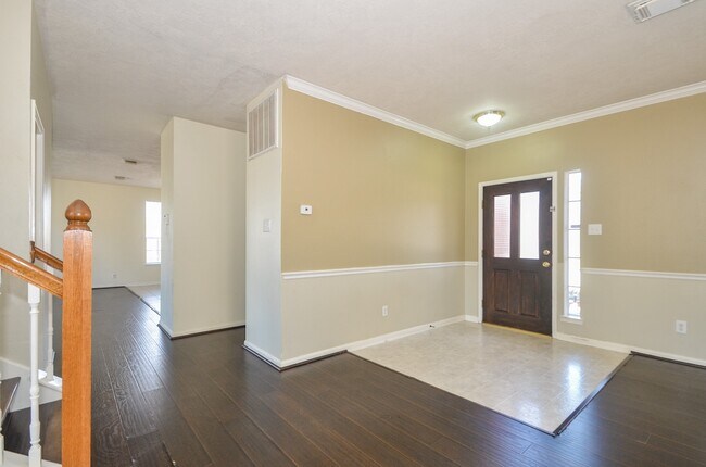 Photo - 15002 Turphin Way