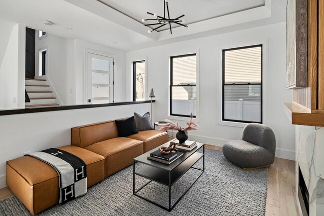 Photo - 92 Chapel St