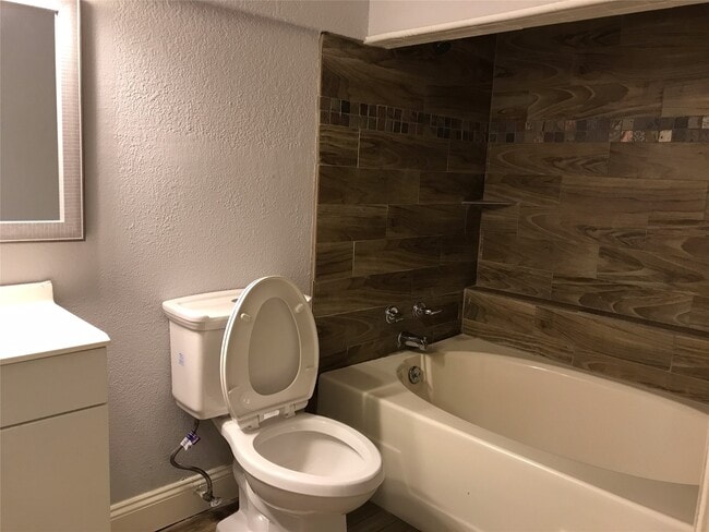 Photo - 1418 Avenue K