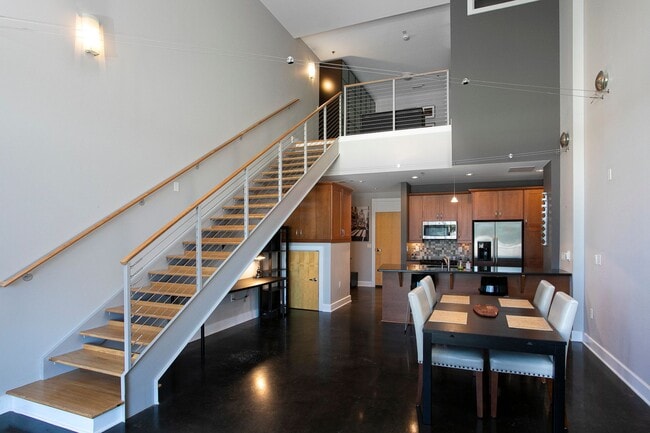 Building Photo - Pavilion East Loft Condo Near Duke & Downtown Durham