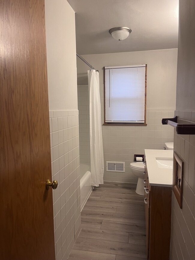 Photo - 7009 W Lloyd St