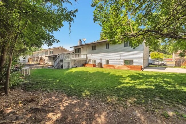 Photo - Remodeled 6 beds, 2 car garage!!