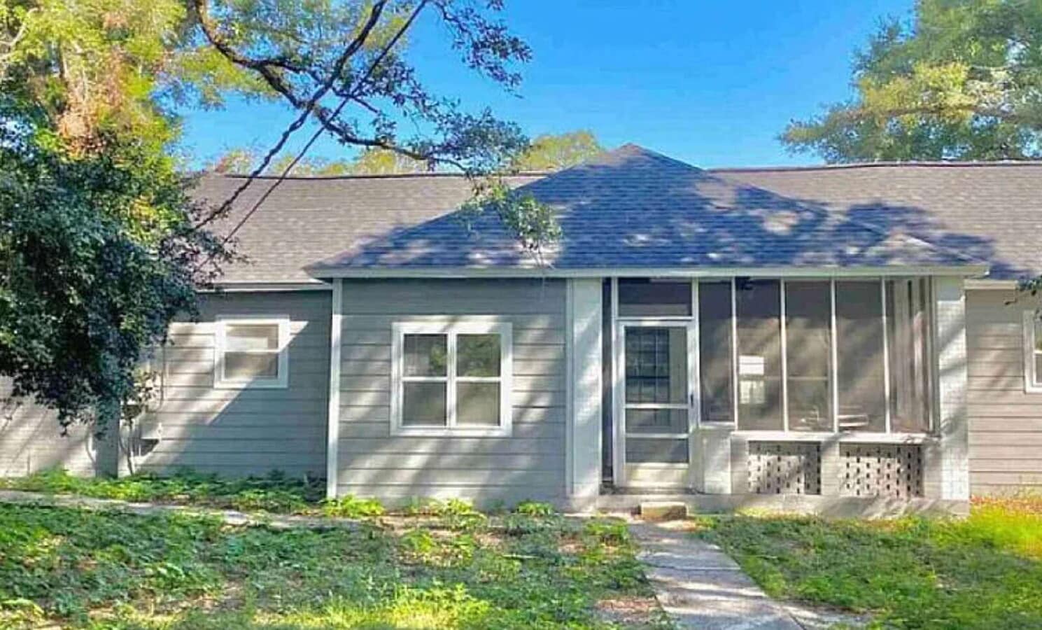 Room to Breathe on Nearly an Acre — Pensacola Opportunity (Additional photos coming soon) - Room to Breathe on Nearly an Acre — Pensacola Opportunity (Additional photos coming soon)