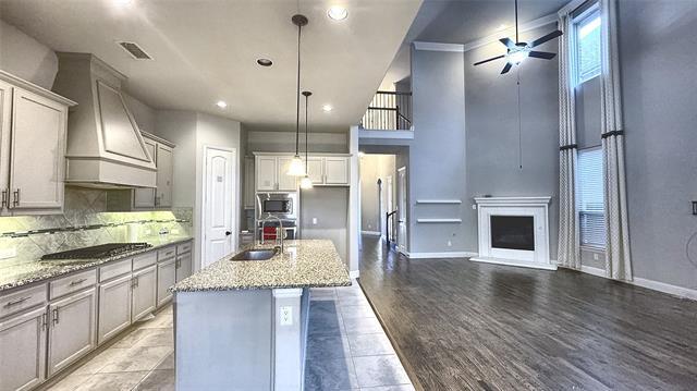 5912 Adair Ln