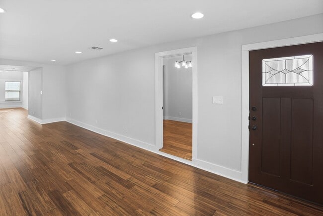 Photo - 2 Bedroom/2.5 Bath Mahncke Park Subdivision